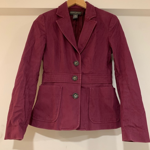 Banana Republic Jackets & Blazers - Banana republic vintage plum purple blazer